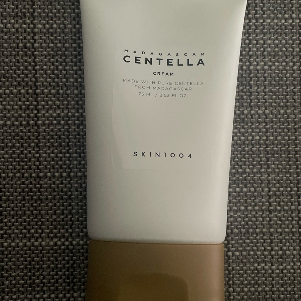 Madagascar Centella Cream - White and Brown